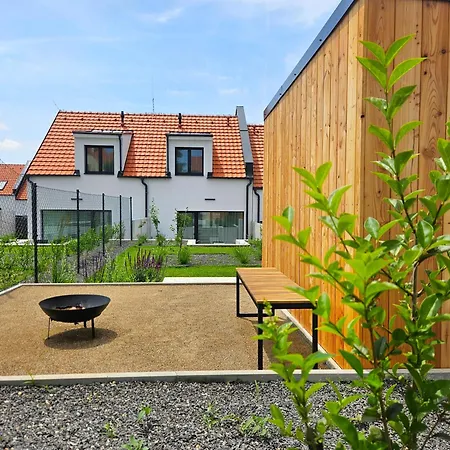 Apartmanovy Se Zahradkou Tre Mikulov